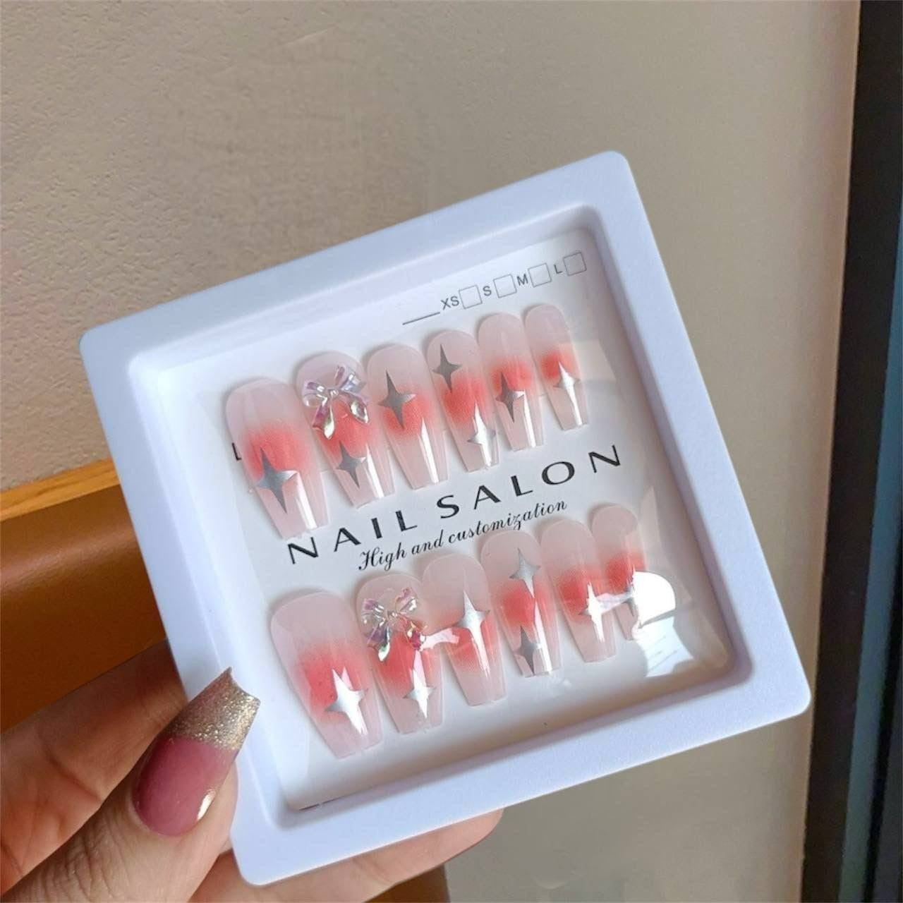 ضوافر فراشه