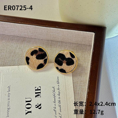 حلق شكل تايجر